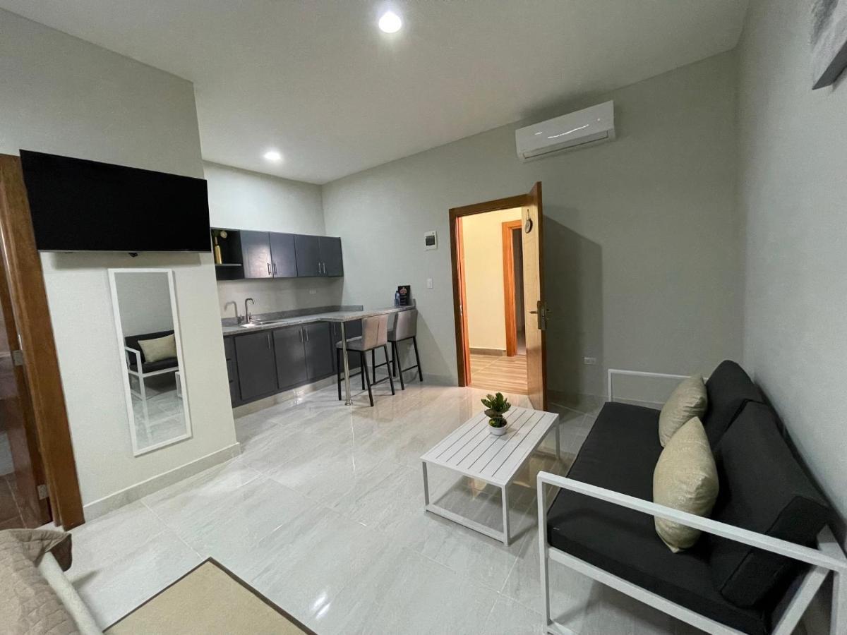 Hotel Monarca Higuey ภายนอก รูปภาพ