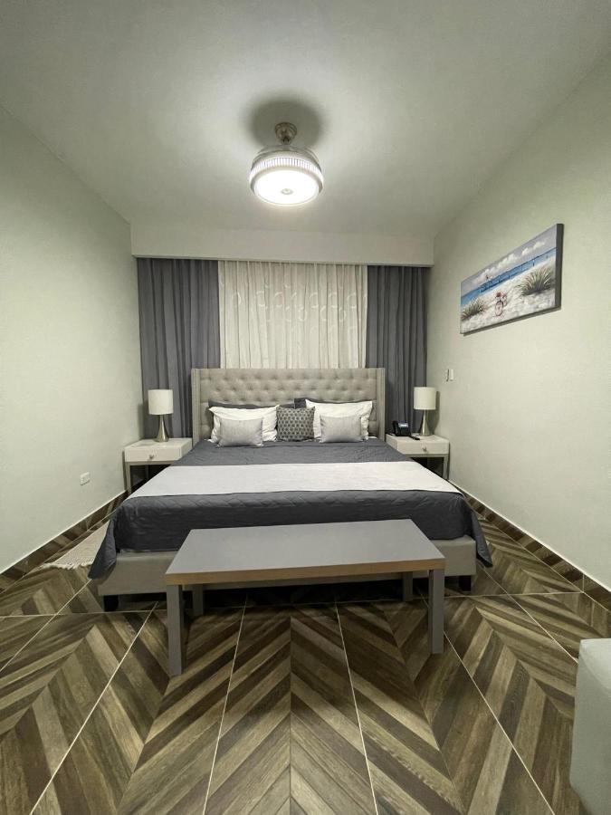 Hotel Monarca Higuey ภายนอก รูปภาพ