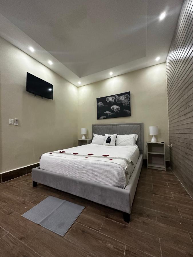 Hotel Monarca Higuey ภายนอก รูปภาพ